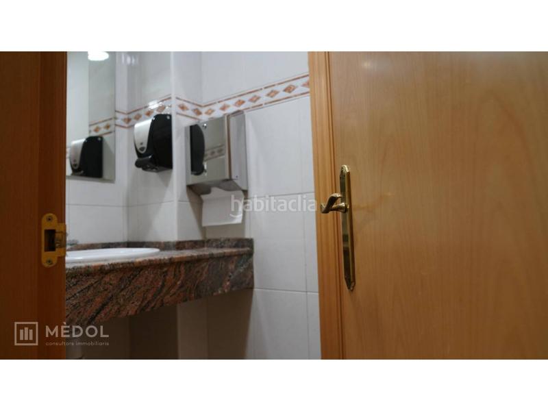 Foto 0a6a5b43-04c7-4760-b9c7-895a0128d63a. Geschäftsraum in Constantí