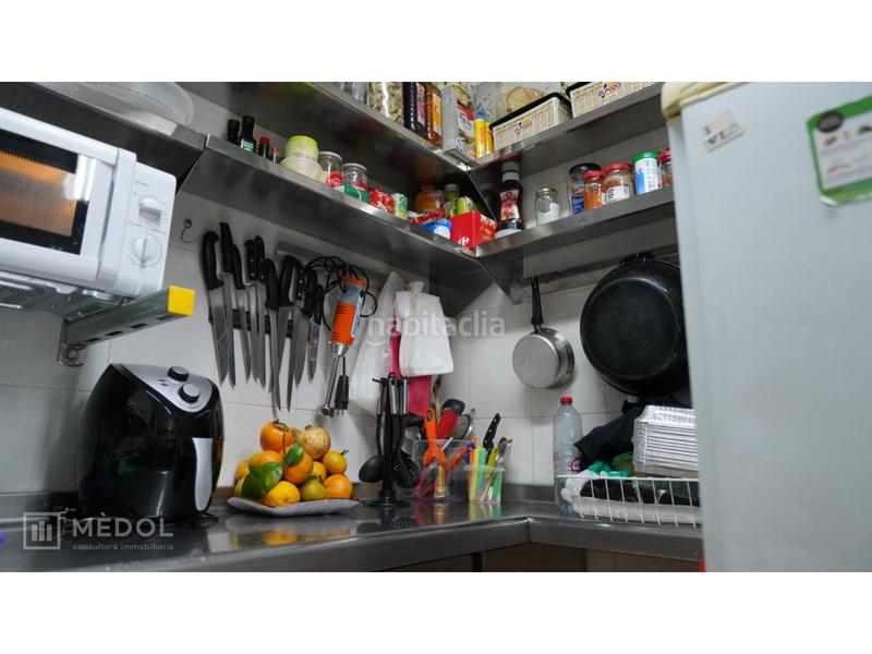 Foto fcb7975e-2b9b-45ff-894d-b1ef9a132ce2. Geschäftsraum in Constantí