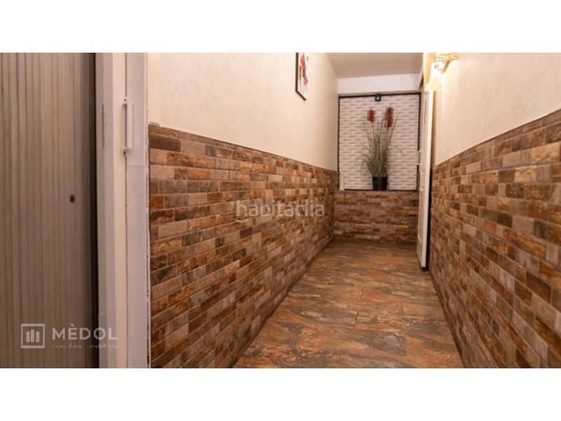 Foto dfe53c72-e554-4854-b781-2607ab360978. Lloguer local comercial a Eixample Tarragona