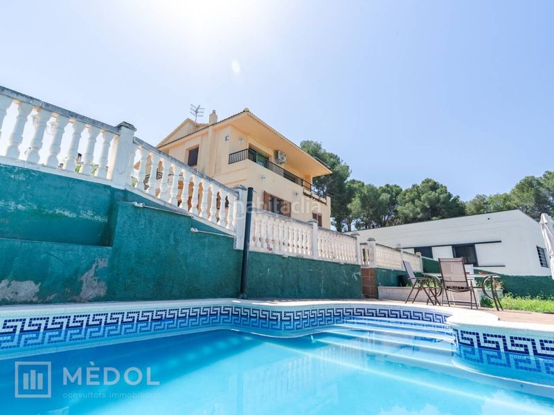 Foto aba12197-bb27-4500-a4fa-dfa457304962. Casa a calle pegàs 8 a Urbanitzacions de Llevant Tarragona