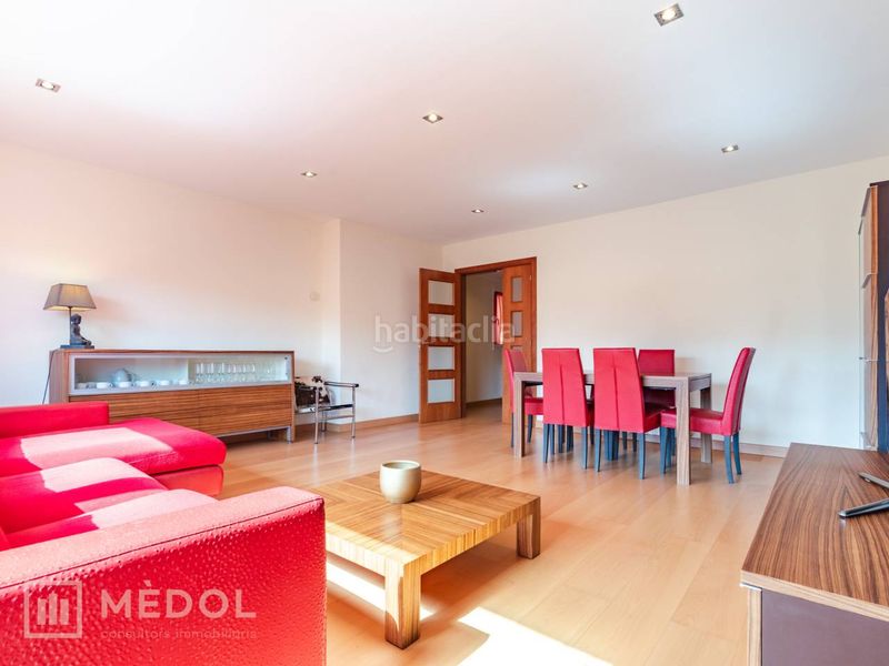 Foto c94dbdd1-2738-4d2f-bf47-d265cf850e57. Casa aparellada amb calefacció aparcament a Perafort