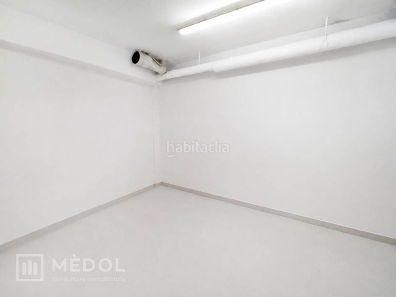 Foto a7aacced-028f-4df8-af8e-038fe1325840. Lloguer local comercial a Eixample Tarragona