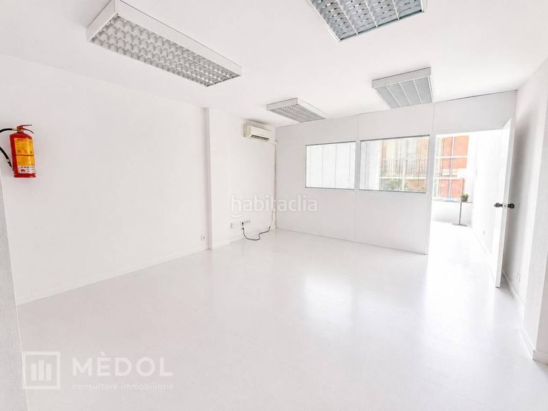 Foto b7c67360-e878-4055-bb0d-f722c2f5504b. Lloguer local comercial a Eixample Tarragona
