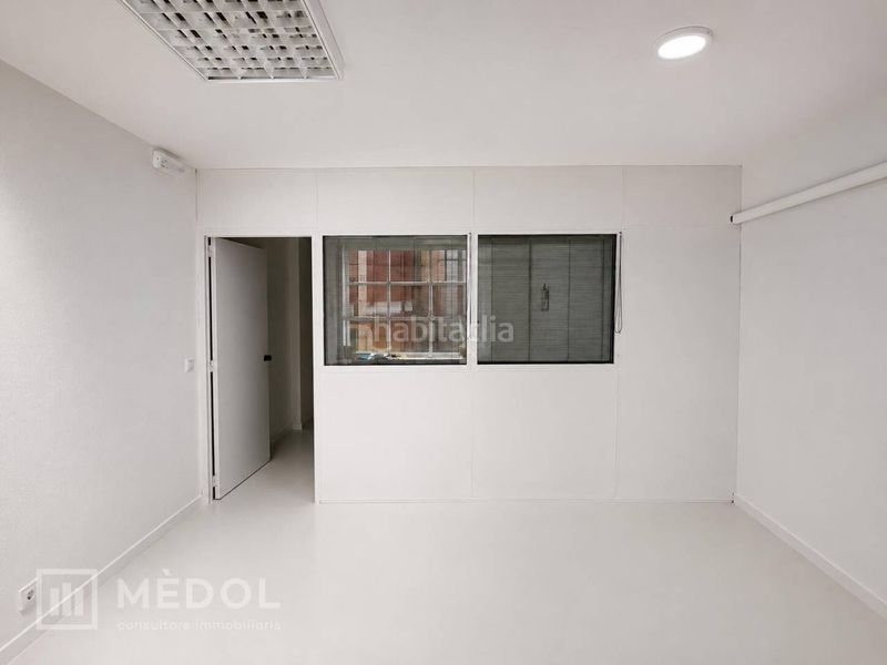 Foto f1310f8e-3ff7-40dd-8a62-96d09fc4c8b6. Lloguer local comercial a Eixample Tarragona