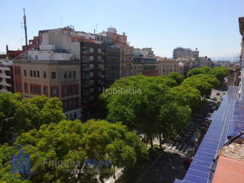 Foto af6e8898-3717-4d96-9096-57ed9a889990. Lloguer àtic amb calefacció a Eixample Tarragona