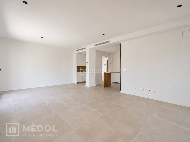 Foto 0d2074c7-4a64-44f6-a54c-ea6a7de8a930. Àtic amb calefacció aparcament piscina a Llevant Tarragona