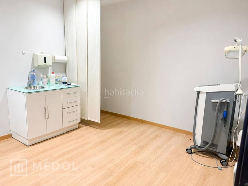 Foto 77f8a850-8f87-4e59-b7b3-c337f50b1711. Local comercial a Nou Eixample Nord Tarragona