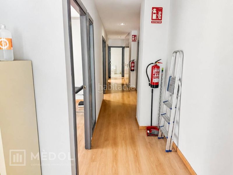Foto b41b4693-6ffd-4585-b978-8a9ba0e04d0e. Local comercial a Nou Eixample Nord Tarragona