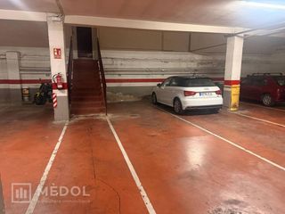 Aparcament cotxe a Calle Santa Joaquima de Vedruna