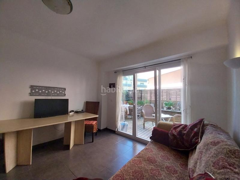Foto 9ddaf9c4-da5b-4476-9df7-f5cbf93bf075. Apartament a l´Estartit poble Estartit