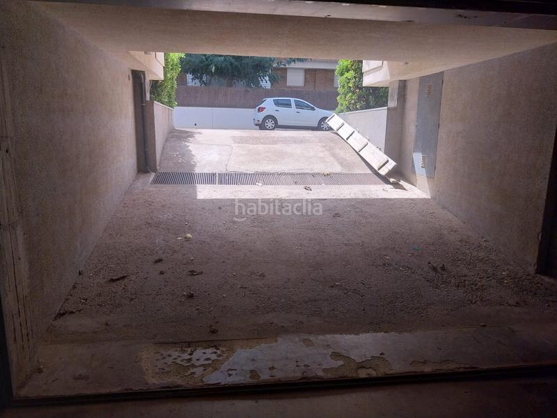 Foto 32c16946-7b14-4af7-bb3c-4d1de727ad03. Aparcament cotxe a l´Estartit poble Estartit