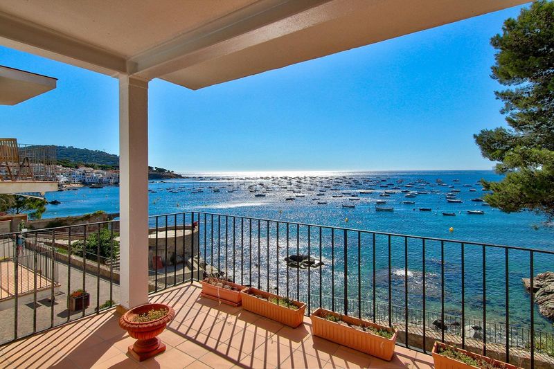 Foto f52b0624-0196-4e3b-bc64-4a18ca7fc534. Semi detached house in Calella de Palafrugell