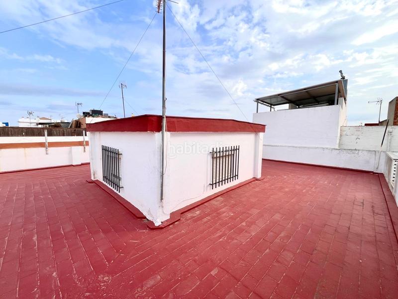 Foto b41414da-f9b0-4a17-b33e-834b66719e75. Haus in La Banda - Campo de Fútbol Chiclana de la Frontera