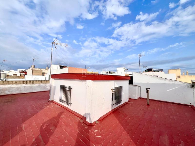 Foto c6571c6c-dbe9-49a6-85ea-01de1d5a1368. Haus in La Banda - Campo de Fútbol Chiclana de la Frontera