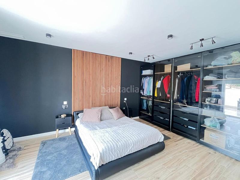 Foto 8191321f-28e1-43b9-a106-427a3eb69173. Chalet avec cheminée chauffage parking piscine dans Chiclana de la Frontera