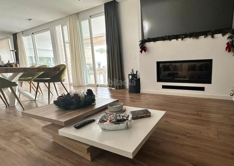 Foto a7d22b06-3824-4412-a43e-c9a54dfe8593. Chalet avec cheminée chauffage parking piscine dans Chiclana de la Frontera