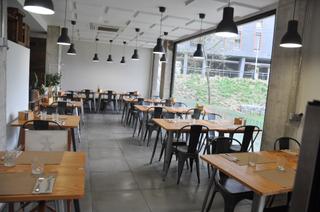 Umzug Geschäftsraum  Carrer de sancho de ávila. Local restaurante a pleno funcionamiento
