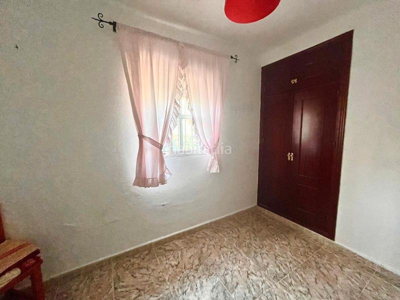 Foto 642cbe9b-bf2b-4e00-b98c-1545a931a1a9. Chalet mit kamin parking in Los Gallos Chiclana de la Frontera