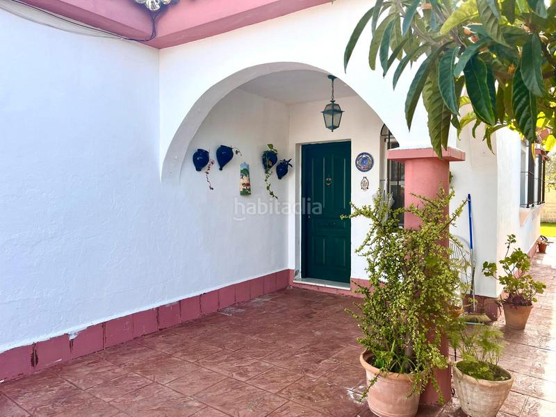 Foto 6498d171-2aab-4e69-b860-2cae56d43a4b. Chalet mit kamin parking in Los Gallos Chiclana de la Frontera
