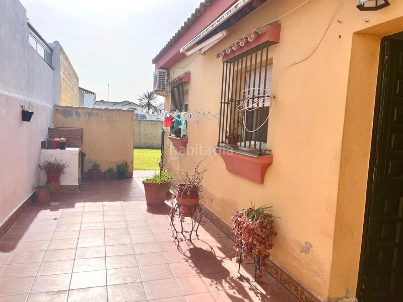 Foto 7e790e00-6e8f-4f12-8b76-03833a15a9c6. Chalet mit kamin parking in Los Gallos Chiclana de la Frontera