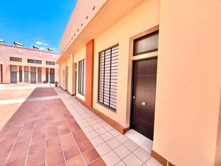 Geschäftsraum in Novo Sancti Petri. Local en venta en novo sancti petri