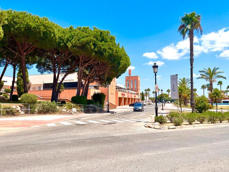 Foto b7e642bf-2f08-4e7f-8e3a-1c5dde7aa44c. Local comercial local en venta en Novo Sancti Petri en Chiclana de la Frontera