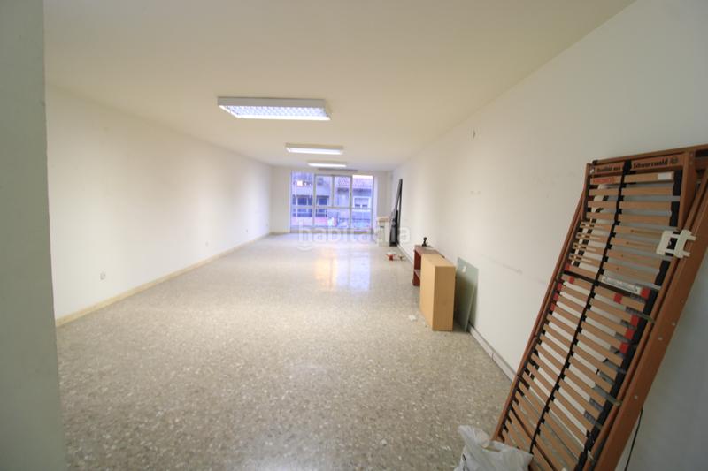 Foto aae5d606-b72c-4de6-a8a6-5a5f2837e8be. Edifici a n-150 565 a Creu de Barberà Sabadell