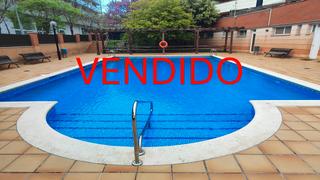 Pis a Carrer del pla dels ametllers 22. Luminoso piso con piscina y garaje en la zona universitaria de m