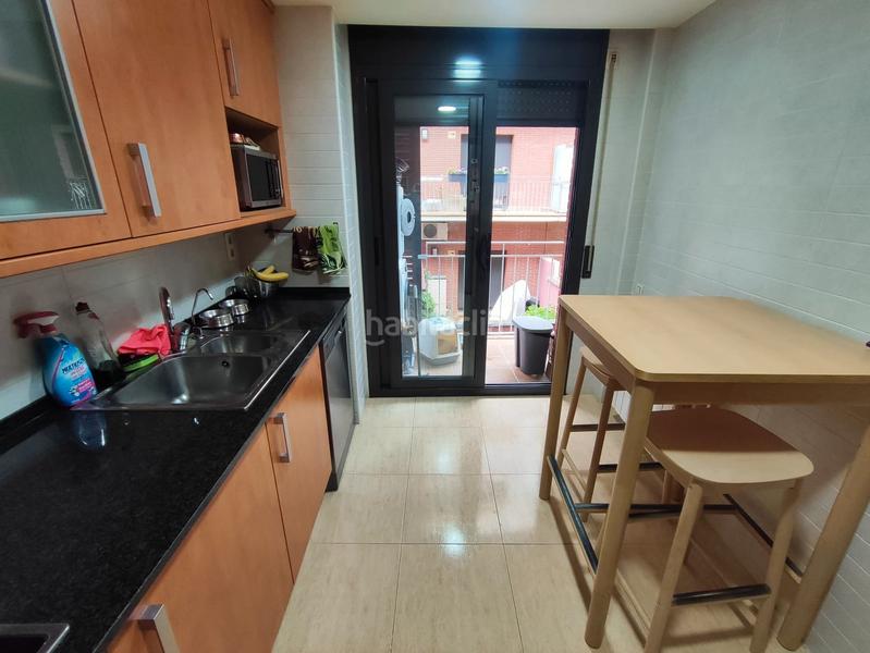 Foto 8effa9a1-8057-4ec0-bb74-2280aae67bfa. Appartamento in carrer del pla dels ametllers 22 in Manresa