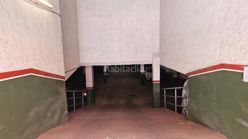 Foto 6353dd3f-b16f-43e4-bc23-ee6020e2b062. Aparcament cotxe a carrer de regàs 126 a Sol i Padrís - Sant Oleguer Sabadell