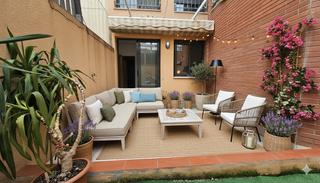 Appartement  Carrer de saragossa. Planta baja con 2 patios ascensor y parquing