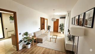 Pis  Carrer de saragossa. Planta baja con 2 patios ascensor y parquing