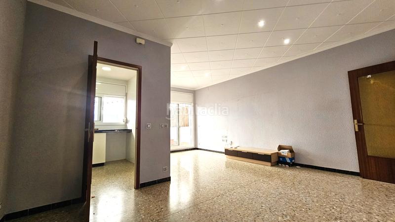 Foto 64e53acd-24ef-4aee-8afd-97278fd772d7. Appartement dans carrer d'antonio vico 37 dans Can Rull Sabadell