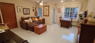 Affitto Appartamento in Plaça copèrnic 9. Muy luminoso con balcón