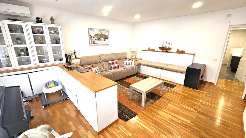 Foto 174e3594-3b98-48be-9c92-79f70bd50bbb. Duplex with heating in Sant Pere Nord Terrassa