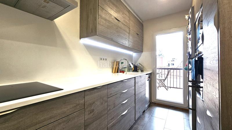 Foto d1301a92-f159-4077-940e-eab1415cf3f4. Duplex with heating in Sant Pere Nord Terrassa