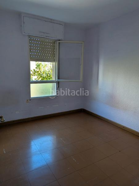 Foto 72755d4b-eef3-460b-bb2e-cbb0d54897f1. Pis a carrer de les cosidores 6 a Espronceda Sabadell