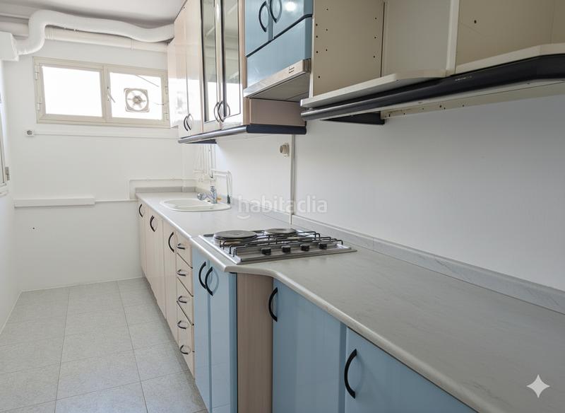 Foto 90a769c4-c923-49d2-95fe-b7c1e0c1a830. Pis a carrer de les cosidores 6 a Espronceda Sabadell