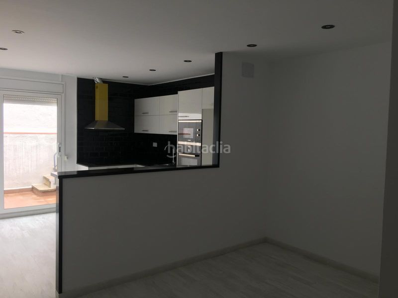 Foto 02a4fb1e-c291-4745-b7b0-e9a10b47574c. Casa amb calefacció aparcament a Gràcia Sabadell