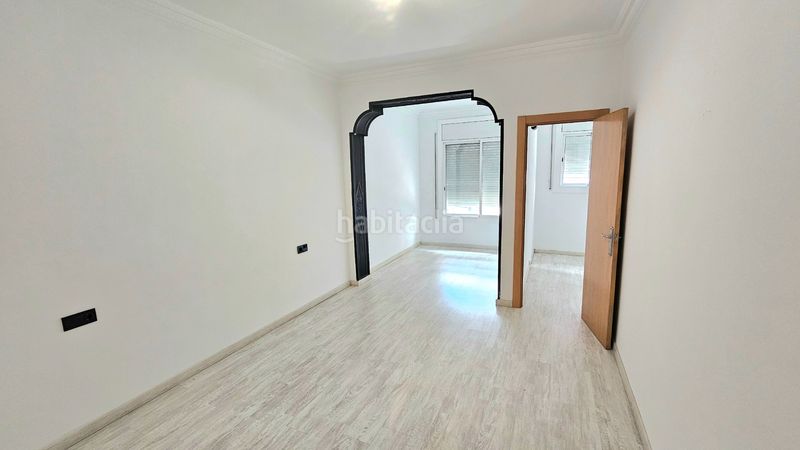 Foto 93e2c9e6-4313-4e92-8f94-c86b57e5612d. Casa amb calefacció aparcament a Gràcia Sabadell