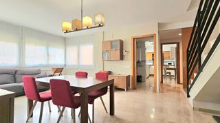Dúplex a Eixample - Can Bogunyà. Ático dúplex en el centro del pueblo