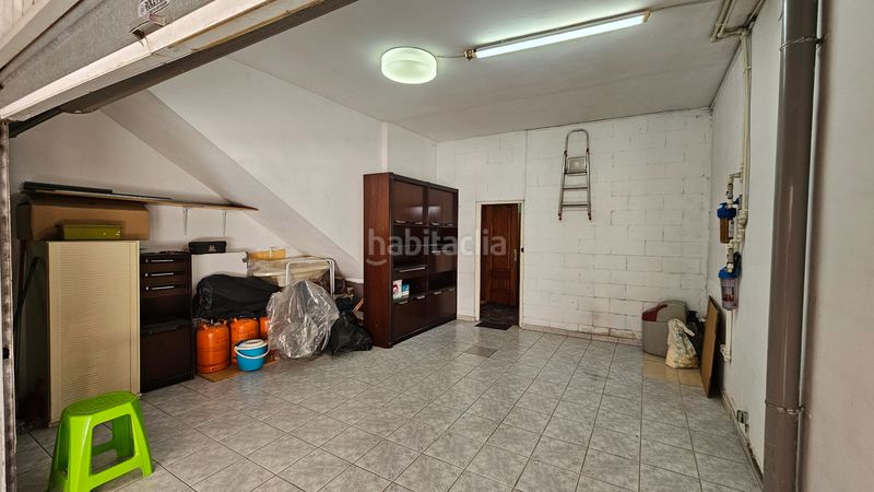 Foto 6eb6d5f3-b2e1-4d40-a967-2eae21d6db2f. Casa adossada amb calefacció aparcament a Can Rull Sabadell