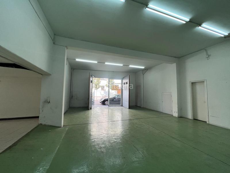 Foto 2387abb8-9288-4500-9eec-ab56eaf558eb. Lloguer local comercial a Martorell