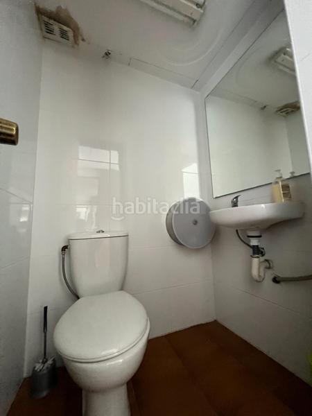 Foto e308aba2-afcd-43eb-b49f-8a7052995bef. Local commercial dans Martorell