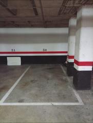Aparcament cotxe a Carrer de merc rodoreda 10. Buscas plaza de prquing?  esta puede ser la tuya