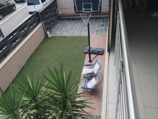 Casa adossada a La plana. Acogedor adosado en la tranquila  zona de la plana, esparreguera