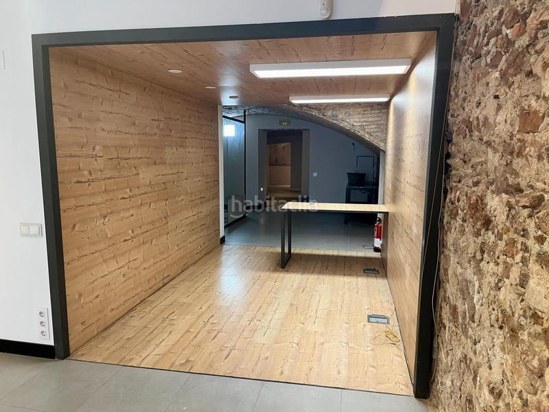 Foto 6627c750-8e6d-4380-8380-bb8f25ad8da1. Alquiler local comercial local reformado en calle mur en Martorell