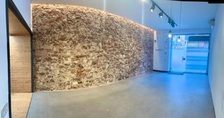 Lloguer Local Comercial a Martorell. Local reformado en calle mur