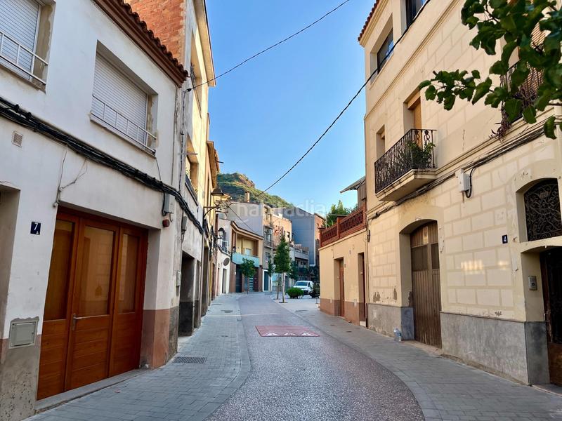 Foto d0850c1e-476b-4af0-87de-1fb15c9f6c1d. Alquiler local comercial local en alquiler en zona rosanes en Martorell