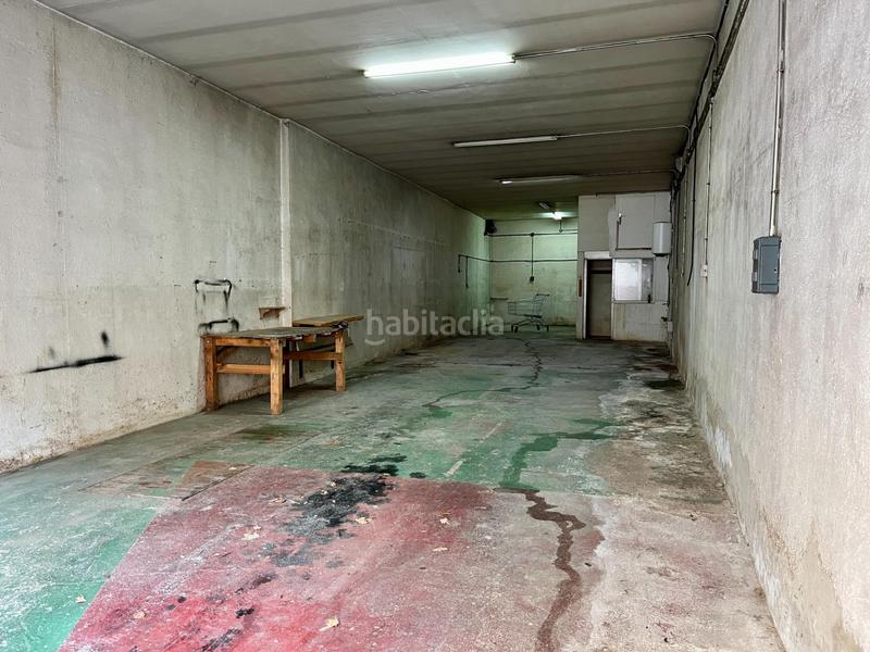 Foto e13b04aa-e88a-4376-8f28-84dbeaeb78ca. Alquiler local comercial local en alquiler en zona rosanes en Martorell